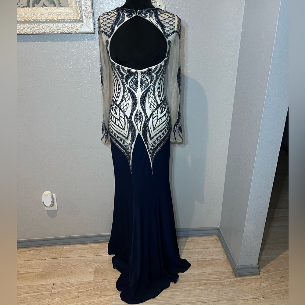 Elegant Atria Couture Navy Blue and Cream Evening Gown - Picture 8 of 14